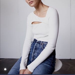 ‼️RARE‼️ NWOT Citizens of humanity Iris cut out top